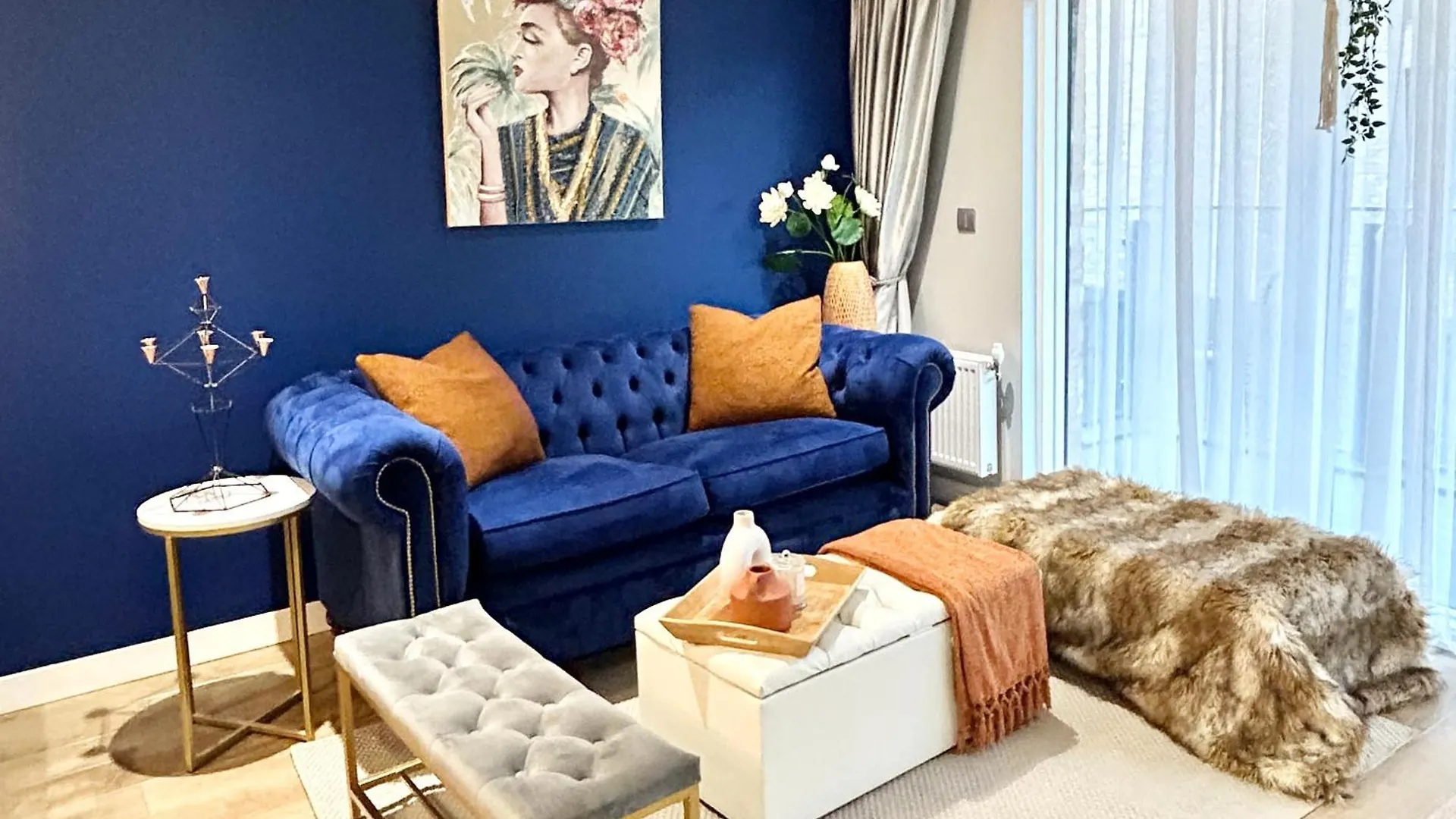 Apartment Canary Wharf, Sleeps 4, Fast Wifi, Gym, Prime Location London