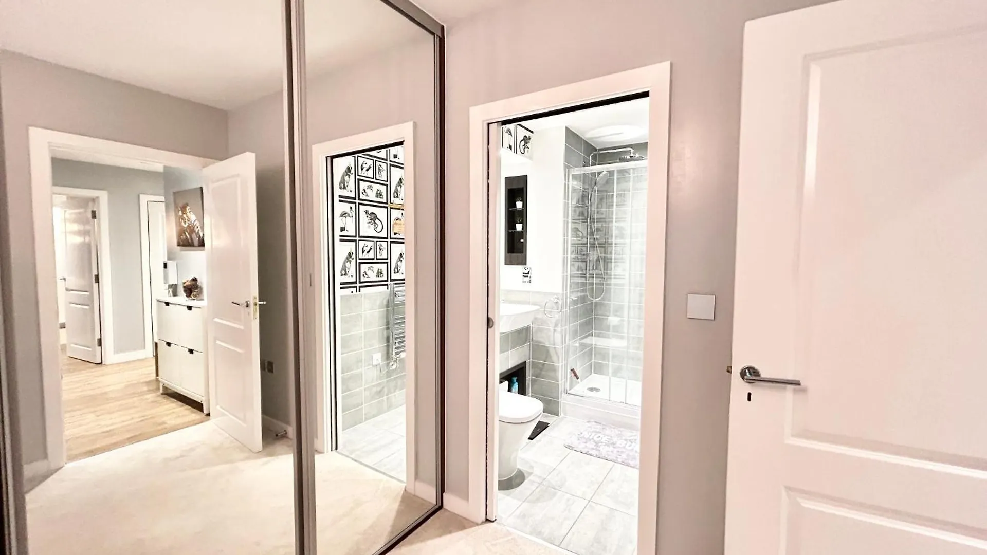 Canary Wharf, Sleeps 4, Fast Wifi, Gym, Prime Location London United Kingdom