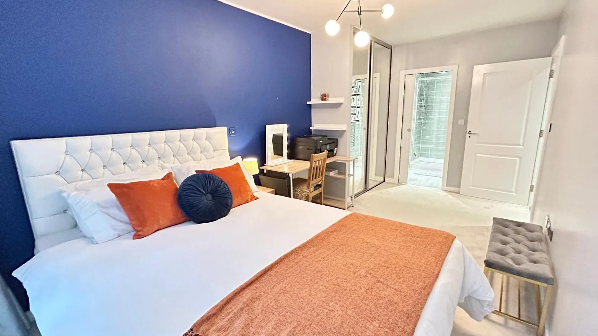Canary Wharf, Sleeps 4, Fast Wifi, Gym, Prime Location London United Kingdom
